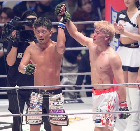 皇治がＭＭＡデビュー戦で衝撃のＴＫＯ勝ち！カズ次男、三浦孝太をサッカーボールキックで沈める　「モテてしゃーない」と皇治節