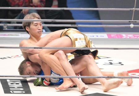 ＲＩＺＩＮ　久保優太、安保瑠輝也に痛快一本勝ち「最悪な大みそか払拭できた」悪夢のシバター戦から２年、元妻サラの熱唱にも感謝