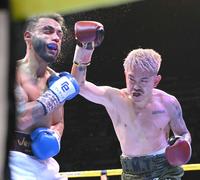 井岡一翔「超気持ちいい～」3年ぶりKO締め 初防衛！日本選手単独