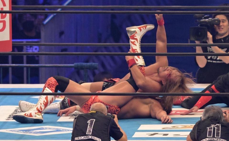 内藤哲也がIWGP世界ヘビー初戴冠！王者SANADAに掟破りの