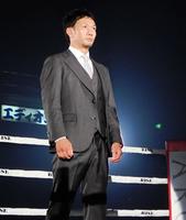 　テンカウントゴングを聞く麻原将平