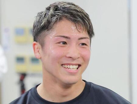 【写真】井上尚弥の体エグすぎ！キレッキレのバッキバキ　臨戦態勢の盛り上がった筋肉