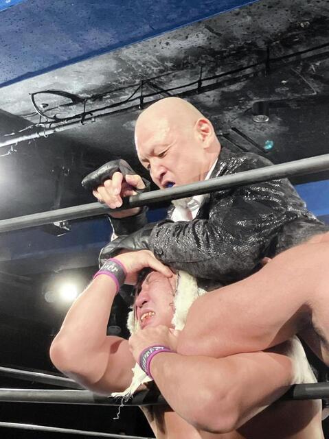 平成のテロリスト・村上和成のマスク剥ぎでスーパー・タイガーの素顔が