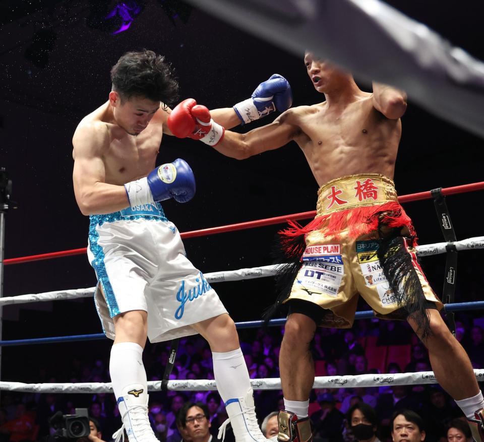 辰吉ジュニアの寿以輝 初タイトルマッチでTKO負け 王者・中嶋
