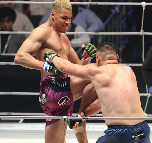 スポーツ選手 RIZIN BD出身の204cm怪物 RIZINで衝撃KOデビュー→TBS地上