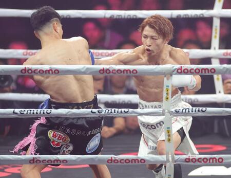 井上尚弥が衝撃4回KO勝ちで防衛成功 戦慄の右ストレートで相手吹っ飛びもん絶 11年ぶり日韓戦も代役挑戦者を圧倒 1カ月延期&直前相手変更の異例続きも問題にせず