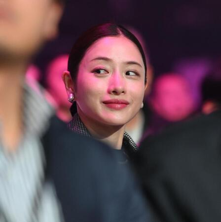 井上尚弥戦 リングサイドは豪華メンバー ヤクルト・村上に金メダリスト、人気女優も熱視線 観衆15000人が集結