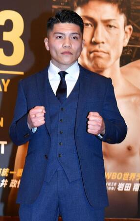 　デビュー戦に臨む坪井智也（撮影・持木克友）