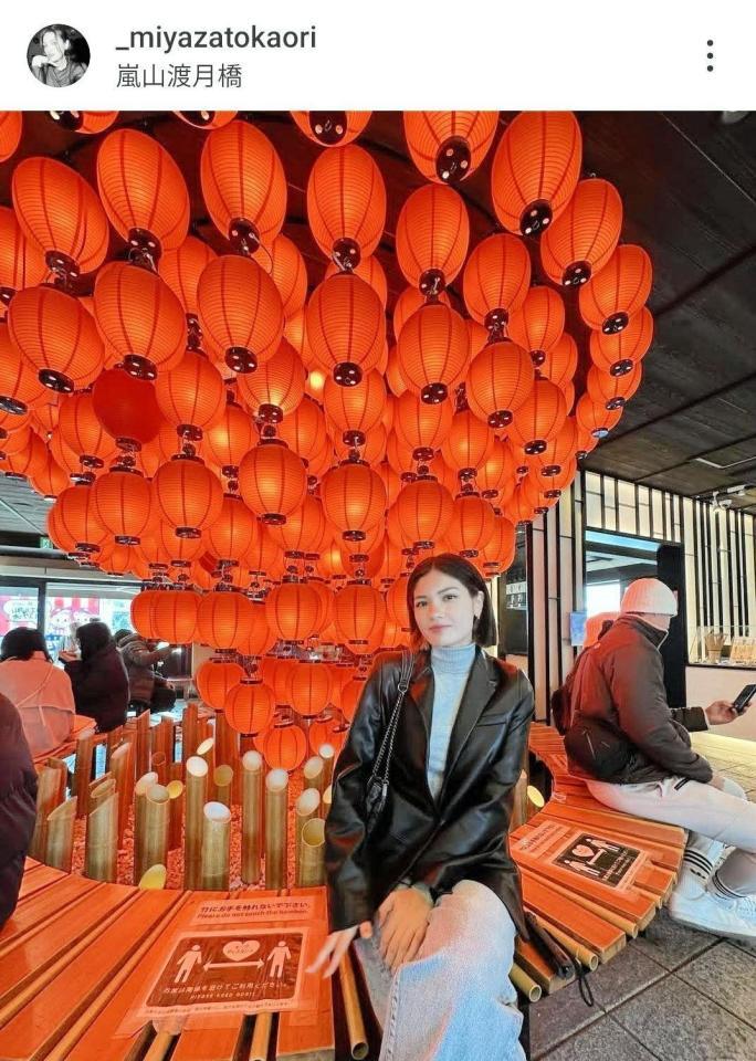 　宮里かおりのインスタグラム（＠＿ｍｉｙａｚａｔｏｋａｏｒｉ）から