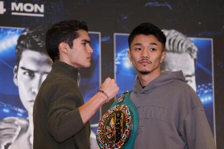 　闘志を燃やす中谷潤人とダビド・クエジャル（撮影・金田祐二）