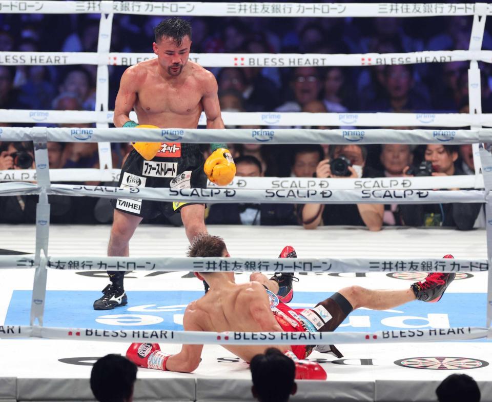 　９回、堤からダウンを奪う比嘉