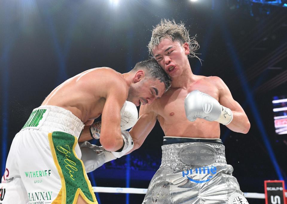 　１０回、モロニ-と死闘を演じた那須川天心＝２４日