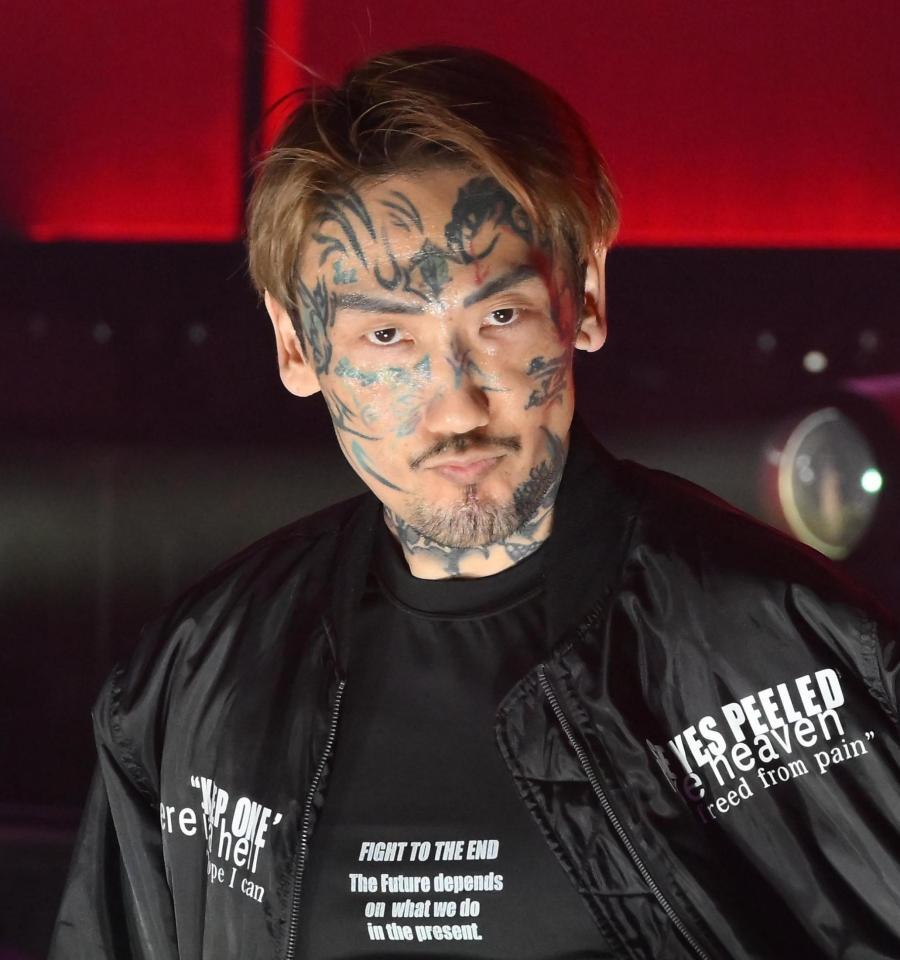 　入場する瓜田純士（撮影・堀内翔）