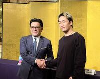 　５・４東京ドーム大会での復帰を明言した朝倉未来（右）とＲＩＺＩＮの榊原信行ＣＥＯ