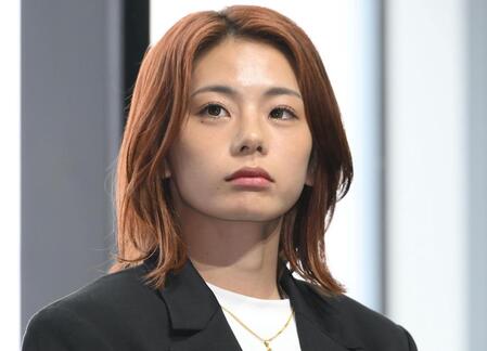 【写真】話題のモデル級美女格闘家「けだるそうな感じがまた」韓国でのオフショット「女子格闘家でダントツ１番可愛い」