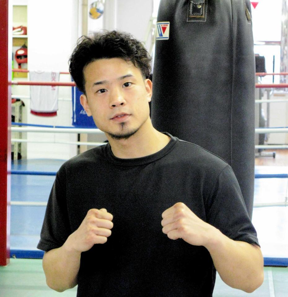 　再起戦を発表した辰吉寿以輝