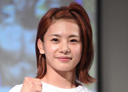【写真】ＲＩＺＩＮ実現の世紀の美女対決に反響やまず「ビジュ強すぎ」