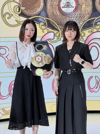 　６月２６日の世界タイトル戦が決まった黒木優子（左）と鈴木なな子