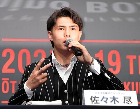 　「人生で２番目に幸せ」と語る佐々木尽（撮影・佐藤厚）