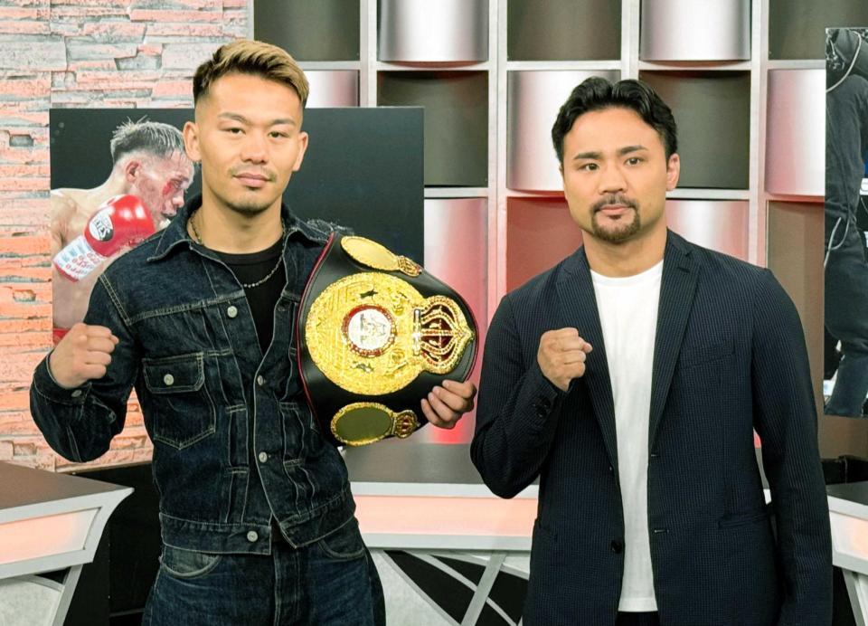 　激闘を振り返った堤聖也（左）と比嘉大吾