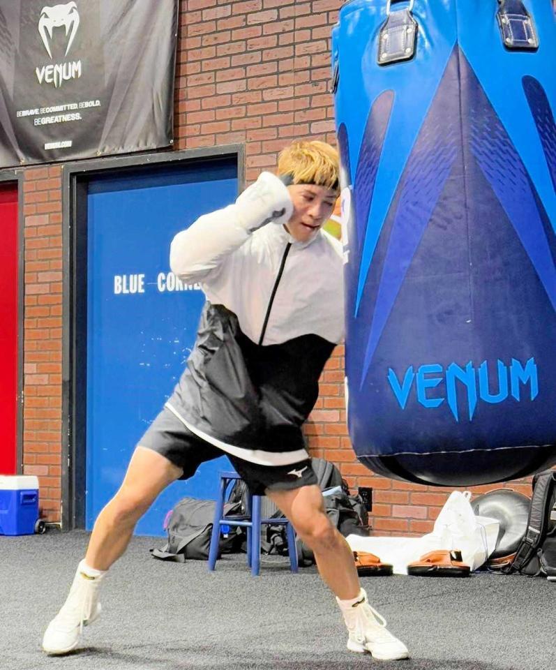 　米ラスベガスのトップランクジムで練習する井上尚弥＝大橋ジム提供