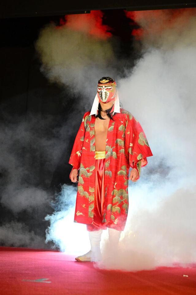 不死鳥ハヤブサ(江崎英治) 白衣装ver. プロレスフィギュア【新品未開封】 FMW ハヤブサ プロレス フィギュア 新品未開封 - メルカリ