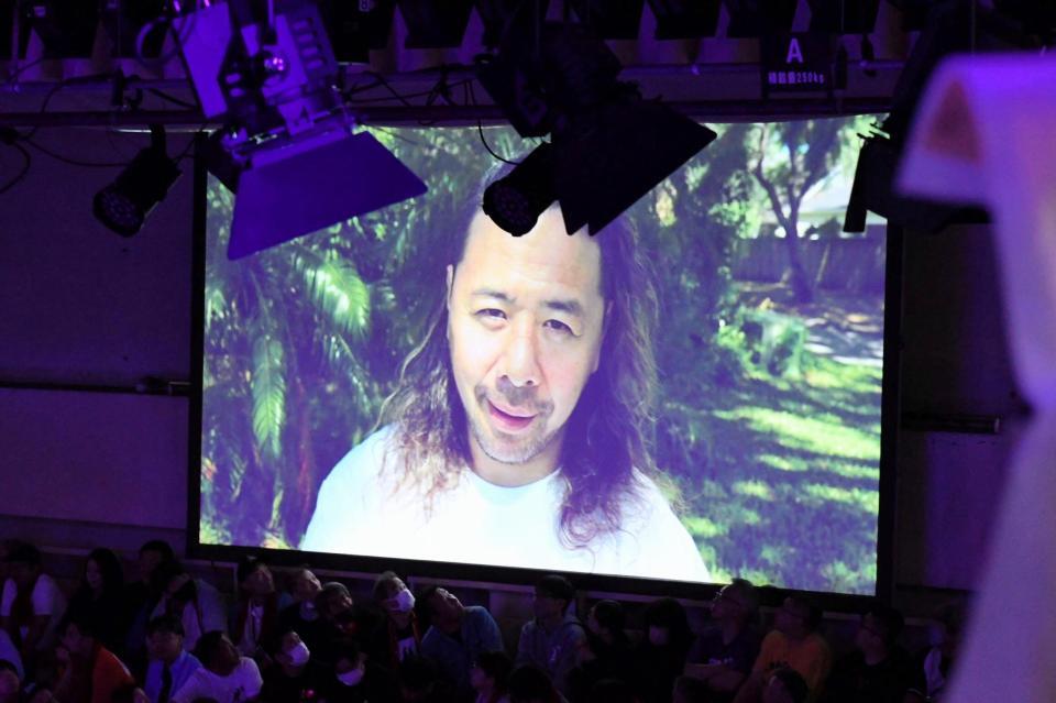 　里村明衣子の引退セレモニーでＶＴＲでコメントを寄せた中邑真輔