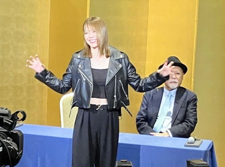 　マリーゴールドへの入団を発表した岩谷麻優