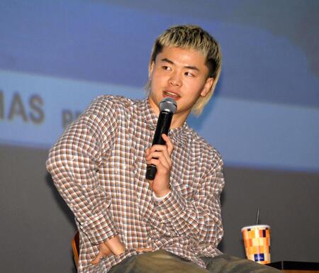 　トークショーを開催した那須川天心（撮影・堀内翔）