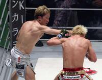 EA SPORTS™ UFC® 3_朝倉未来vs那須川天心 キックルール - YouTube