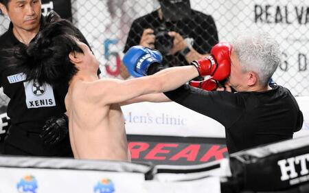 【写真】溝口勇児ＣＯＯの右腕起業家が血まみれ壮絶　担架で搬送