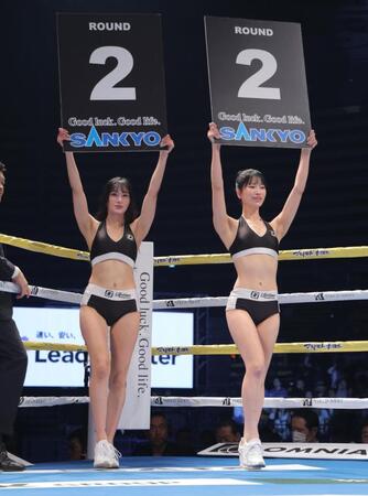 　叶園ちさ（左）とさかいゆりや（撮影・吉澤敬太）