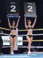 　叶園ちさ（左）とさかいゆりや（撮影・吉澤敬太）