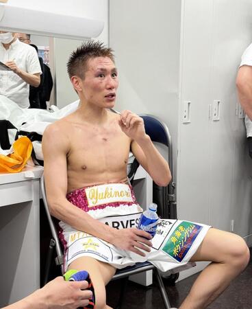 　ＷＢＯアジアパシフィック王者・村田昴に健闘するもＴＫＯ負けを喫した元世界王者の小国以載