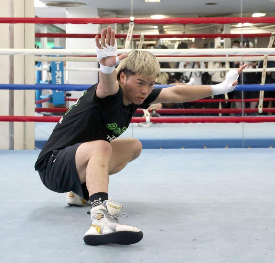 　練習を公開下那須川天心（撮影・金田祐二）