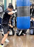 　６月８日の西田凌佑戦に向けて公開練習を行った中谷潤人