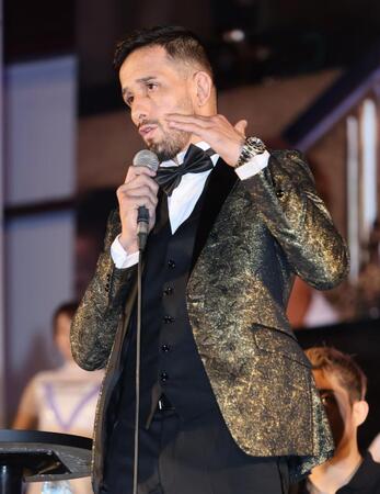 　会見するクレベル・コイケ（撮影・石井剣太郎）