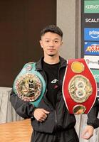　一夜明け会見に出席したＷＢＣ・ＩＢＦ世界バンタム級統一王者の中谷潤人