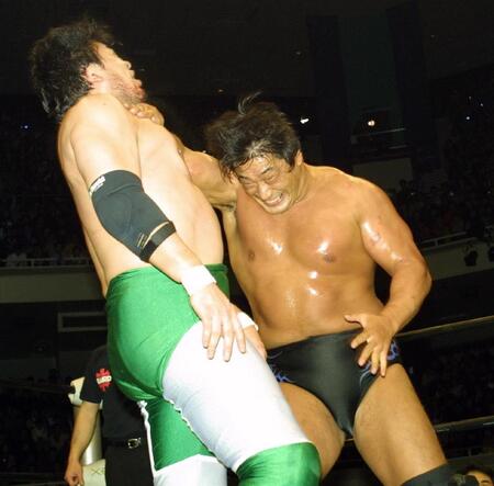 　三沢対小橋（０３年３月）