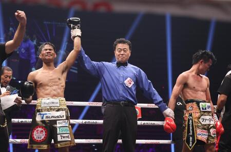 　ＩＢＦ世界ライトフライ級の新王者に輝いたタノンサック・シムシー（撮影・佐々木彰尚）