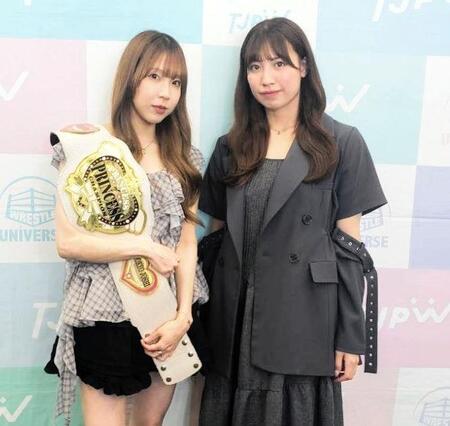 　プリプリ王者・瑞希（左）と挑戦者の荒井優希
