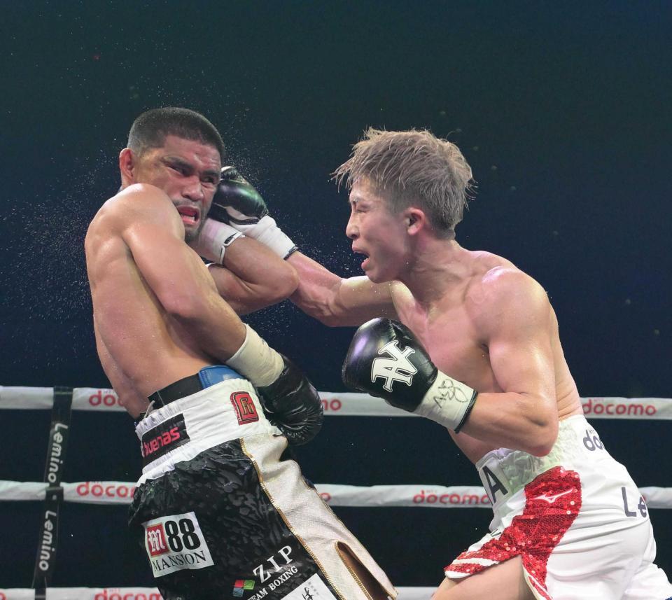 　４団体王座統一戦で対戦するタパレス（左）と井上＝２３年１２月