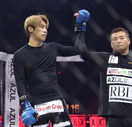 傾奇者に判定勝ちしたしょーた（撮影・中田匡峻）