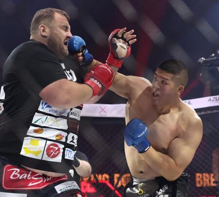 ＢＤ参戦の元大関把瑠都がまさかのダウンで完敗　朝倉未来「意外に弱かった」