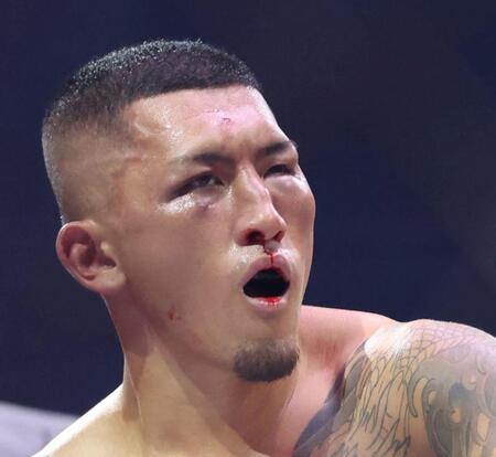 【動画】「まさにブレイキングダウン…」敗戦の“自称最強ニート”が試合後勝者襲撃未遂で騒然「警棒持って目の前に…」