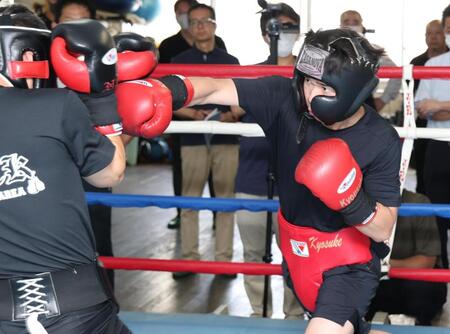 　練習を公開した高見亨介（撮影・金田祐二）