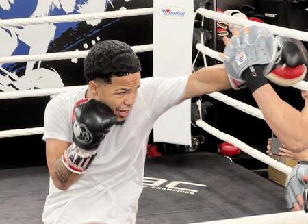 王者・ロサ「必ず勝てる」自信のぞかせた 高見亨介のKO宣言に不敵な笑み 陣営は挑戦者の弱点指摘