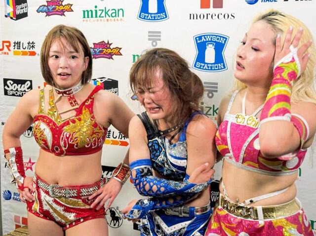 【入手困難】 Sareee × 闘魂タオル　スターダム　女子プロレス スターダム殴り込みSareee、6人タッグ苦杯も復讐予告「逃がさ