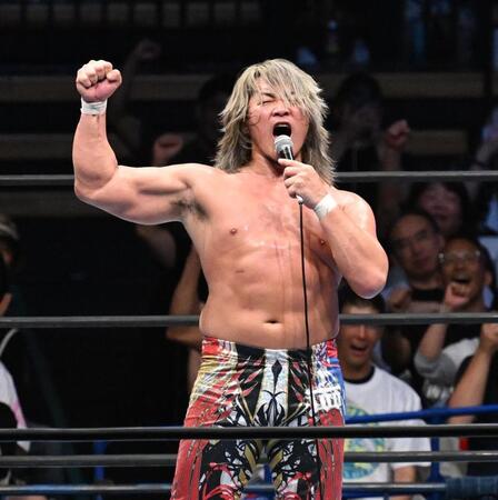 　勝利した棚橋弘至