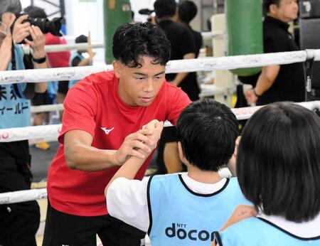 武居由樹 所属ジムで行われた子供との交流イベント参加 V3へ決意新た「かっこいい姿見せたい」